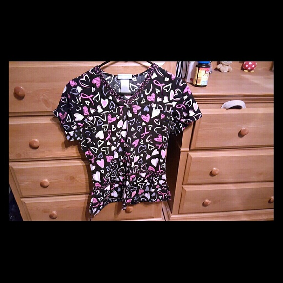 Scrub top
