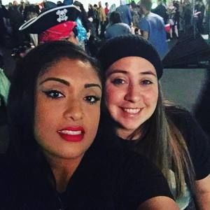 Meet your Posher, Nickole