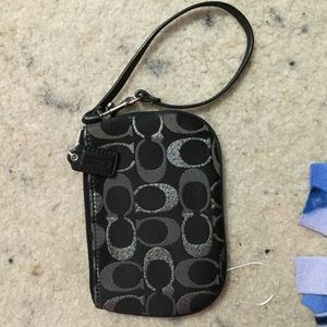 Coach wristlet (authentic)