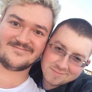 Meet your Posher, Camilo