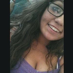 Meet your Posher, Desiree