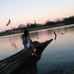 Meet your Posher, Money