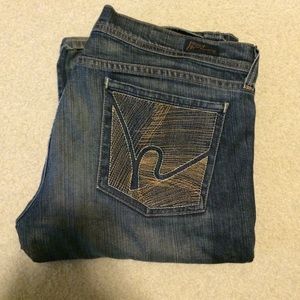 Citizens of Humanity 32