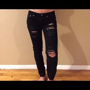 RIPPED JEANS -Low Rise