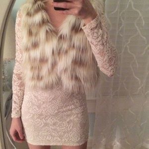 Faux Fur Vest 🎉