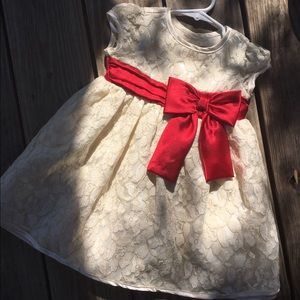 3 dresses and a case