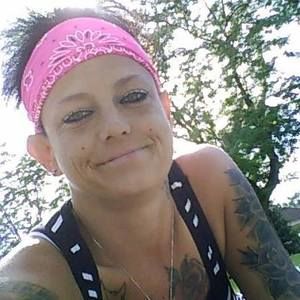 Meet your Posher, Becky