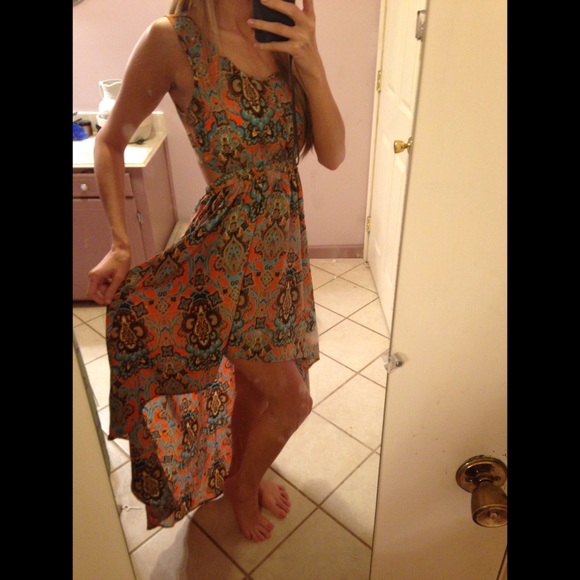 Cecico Ladies Dress - Picture 1 of 3