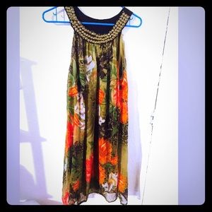 Summer dress. Very pretty color combination.