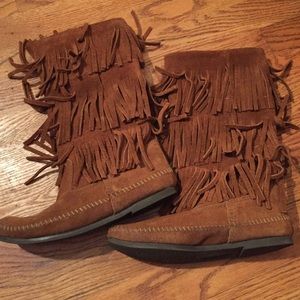 Brown fringe boots