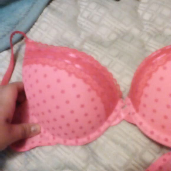 Bra - Picture 2 of 3