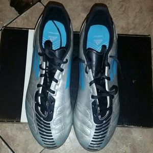 Soccer cleats