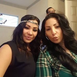 Meet your Posher, Nilda nena