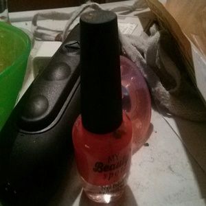 Meet your Posher, Jasmin