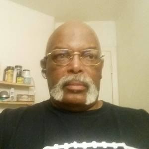 Meet your Posher, Larry