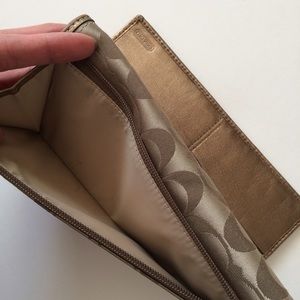 coach wallets cyber