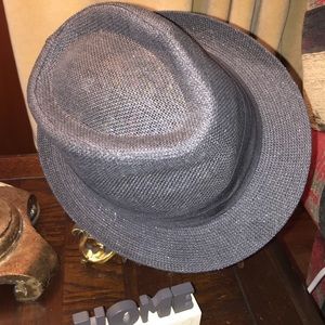 Black staw fedora. Never been worn.BNWT!