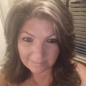 Meet your Posher, Roxanne