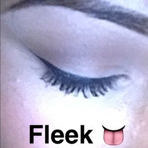 Meet your Posher, Jasmine