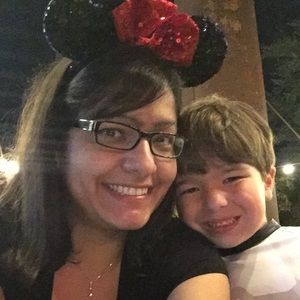 Meet your Posher, Alejandra