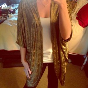 GOLD KIMONO