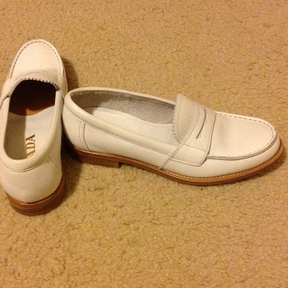 SOLD 🎉🎉HP 12/29🎉🎉Prada loafer - Picture 4 of 13