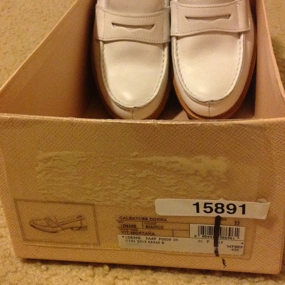 SOLD 🎉🎉HP 12/29🎉🎉Prada loafer - Picture 5 of 13