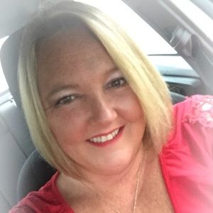 Meet your Posher, Teri