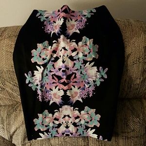 High waisted pencil skirt