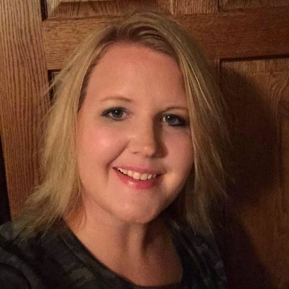 Meet your Posher, Kylene - Picture 1 of 1