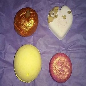 4 Lush bathbomb bundle!