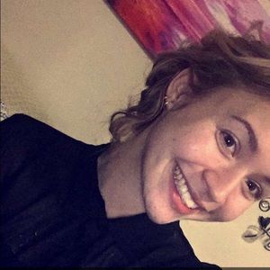 Meet your Posher, Jade