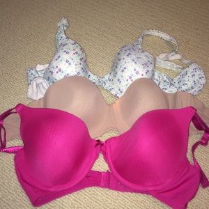 Bras size B