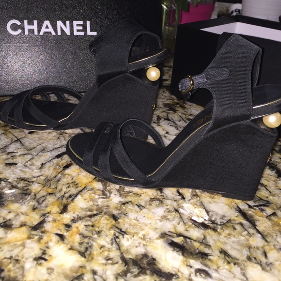 CHANEL 105M PEARL SMILE - Picture 3 of 4