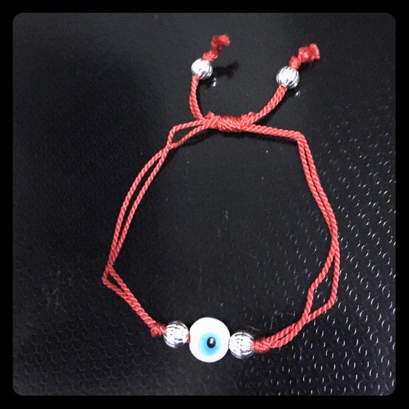 Bracelet's hand made