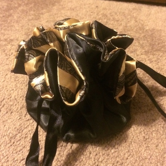 NWOT travel jewelry holder / pouch. Nice!!! - Picture 1 of 3