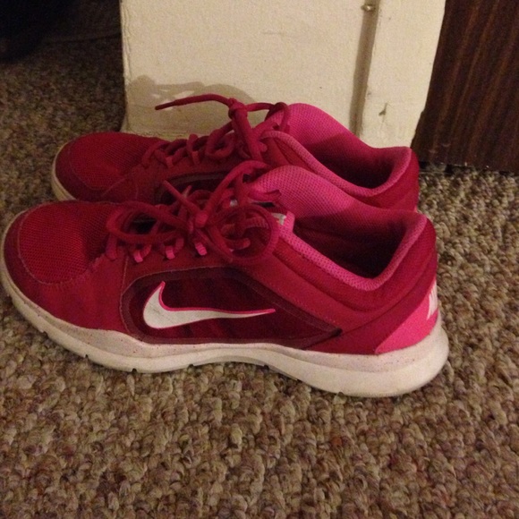 Nike Trainers - Picture 1 of 4