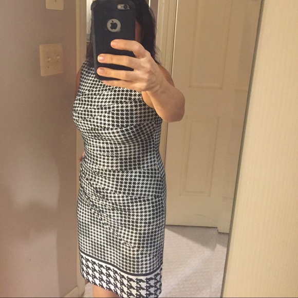Jessica Simpson dress.