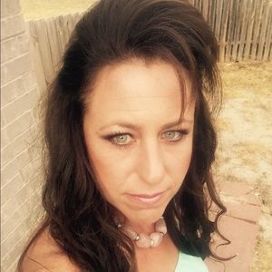 Meet your Posher, Candi