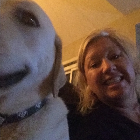 Meet your Posher, Lori - Picture 1 of 1