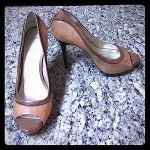 Jessica Simpson pumps size 11