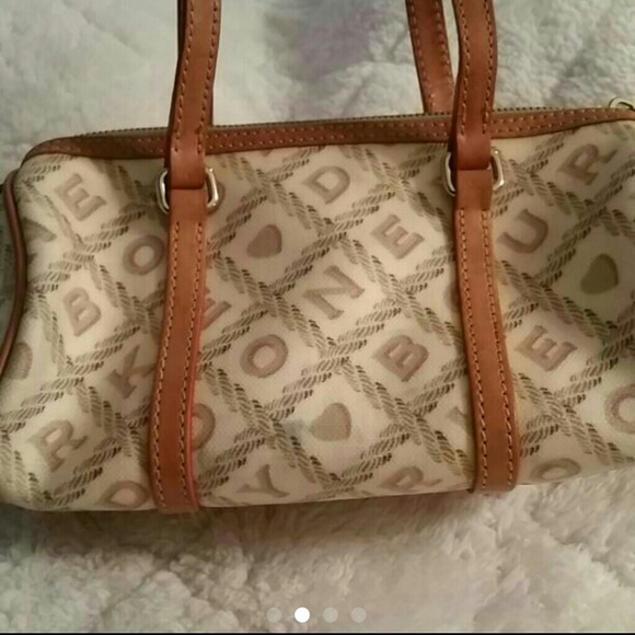 Dooney & Bourke tan leather handbag - Picture 2 of 4