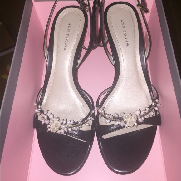 Heels - Picture 1 of 4