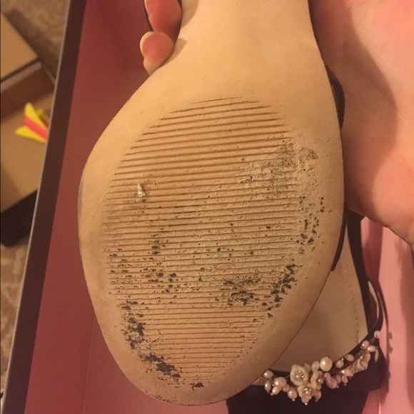 Heels - Picture 3 of 4