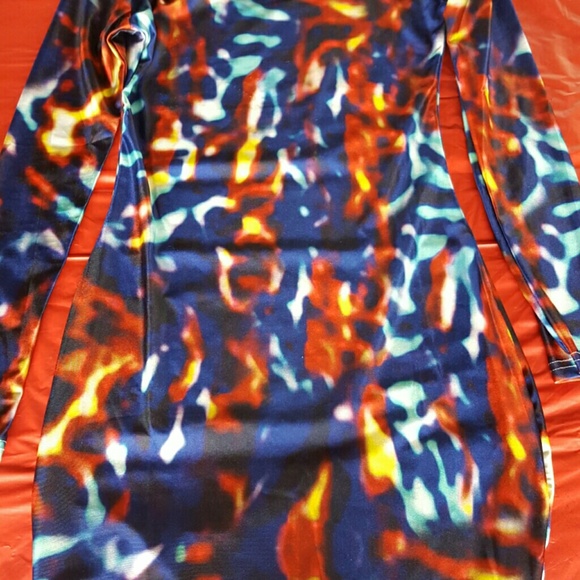 Dresses and coat - Picture 4 of 4