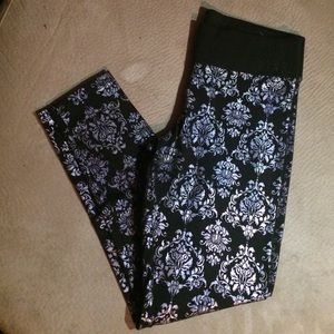 Black And Silver Pink Leggings