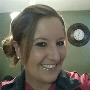 Meet your Posher, Anissa