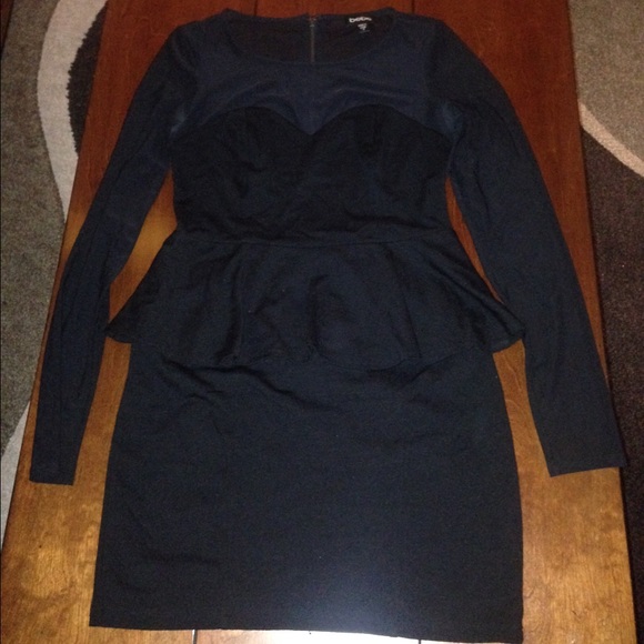 ❌❌SOLD❌❌ Bebe Peplum/Mesh dress - Picture 2 of 4