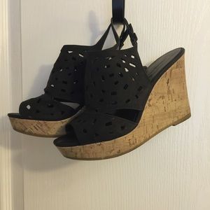 Black & cork wedges