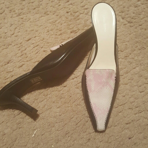 Shoes - Picture 2 of 4